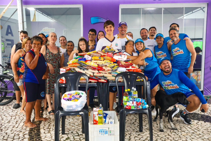 Arena Gamer do Verão Maior Paraná entrega 350 quilos de alimentos à Apae de Matinhos