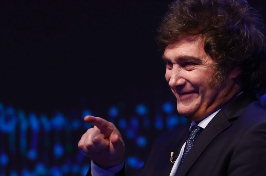 Milei prefere Flávio Bolsonaro a Lula para tratar de Venezuela