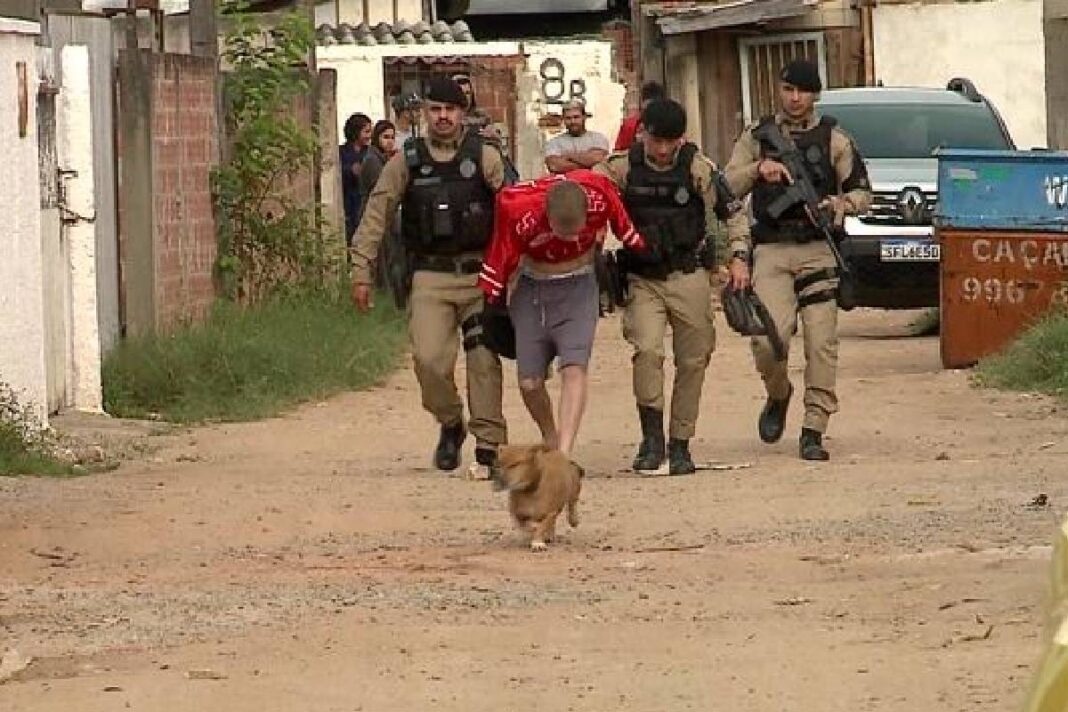 Suspeitos morrem em operação contra tráfico de drogas