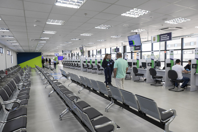 Poupatempo Paraná retoma horário normal e já ultrapassa 160 mil atendimentos