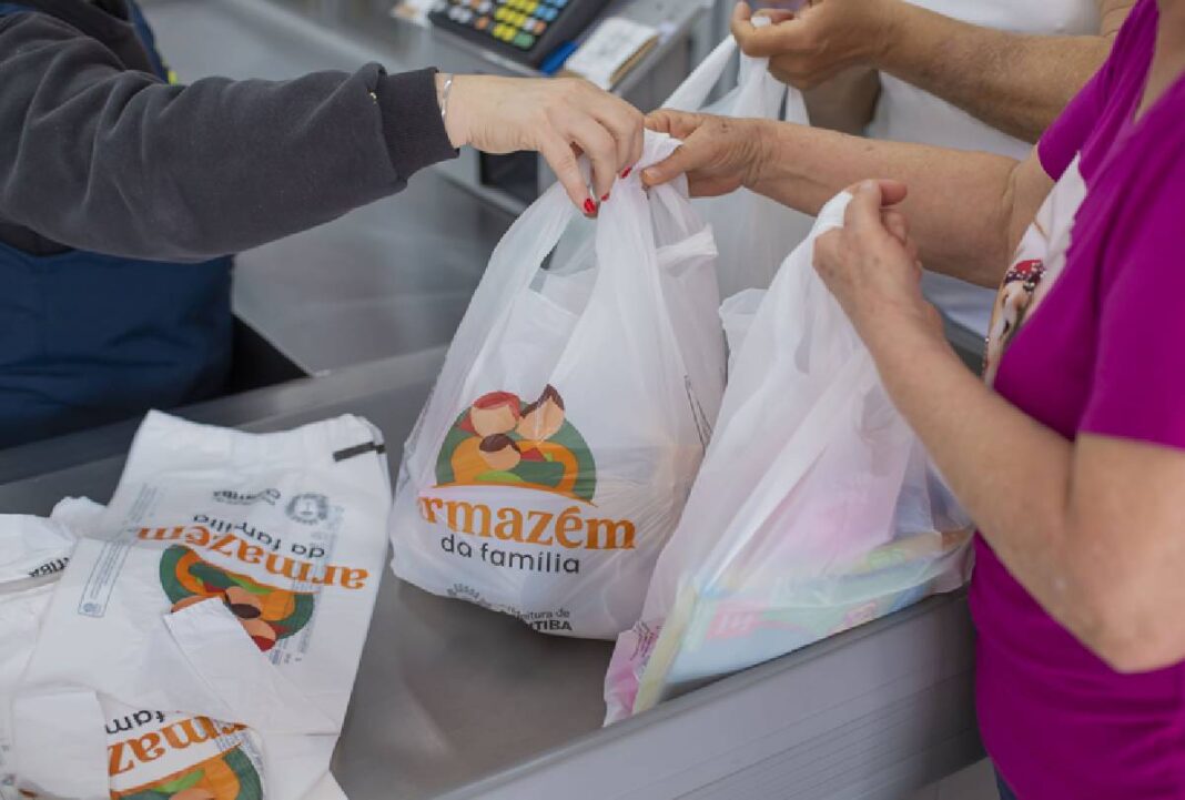 Limite de renda dos Armazéns da Família é atualizado: veja