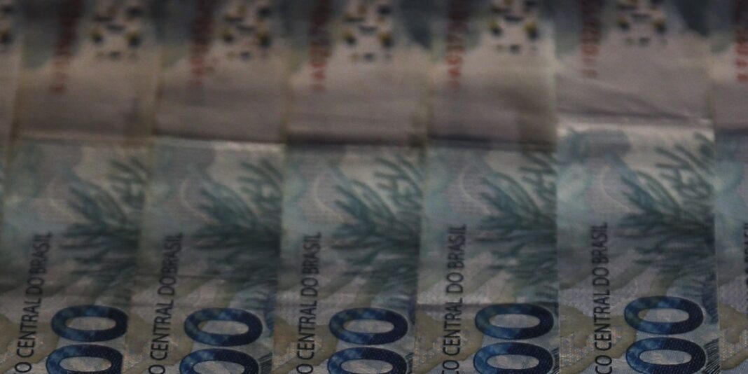 Reforma tributária entra em fase de testes em 2026