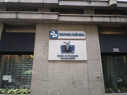 PF investiga aplicações de fundo previdenciário do RJ no Banco Master