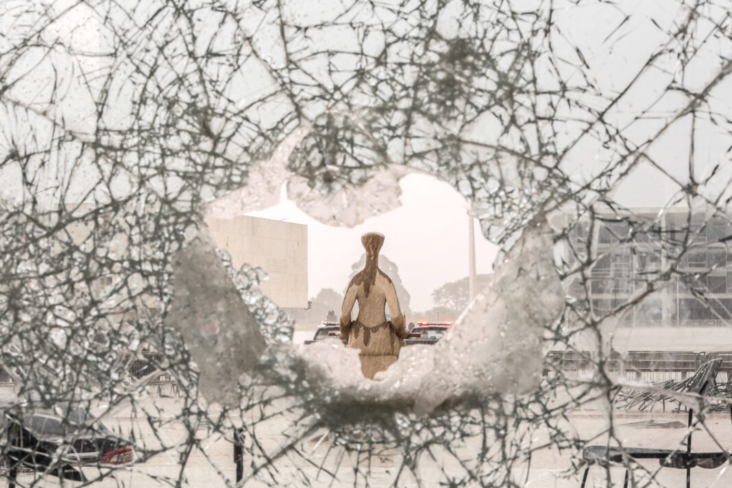 STF fará evento para marcar 3 anos dos atos de 8 de janeiro