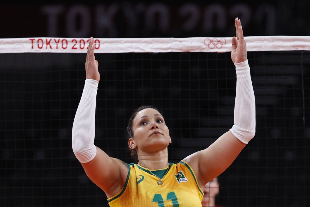 Afastada por doping, Tandara se aposenta do vôlei – 02/02/2026 – Esporte