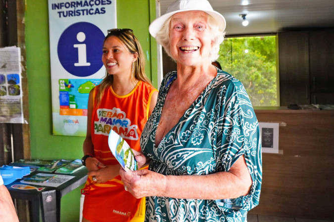 Acolhimento turístico do Estado registra 49 mil atendimentos no Verão Maior Paraná