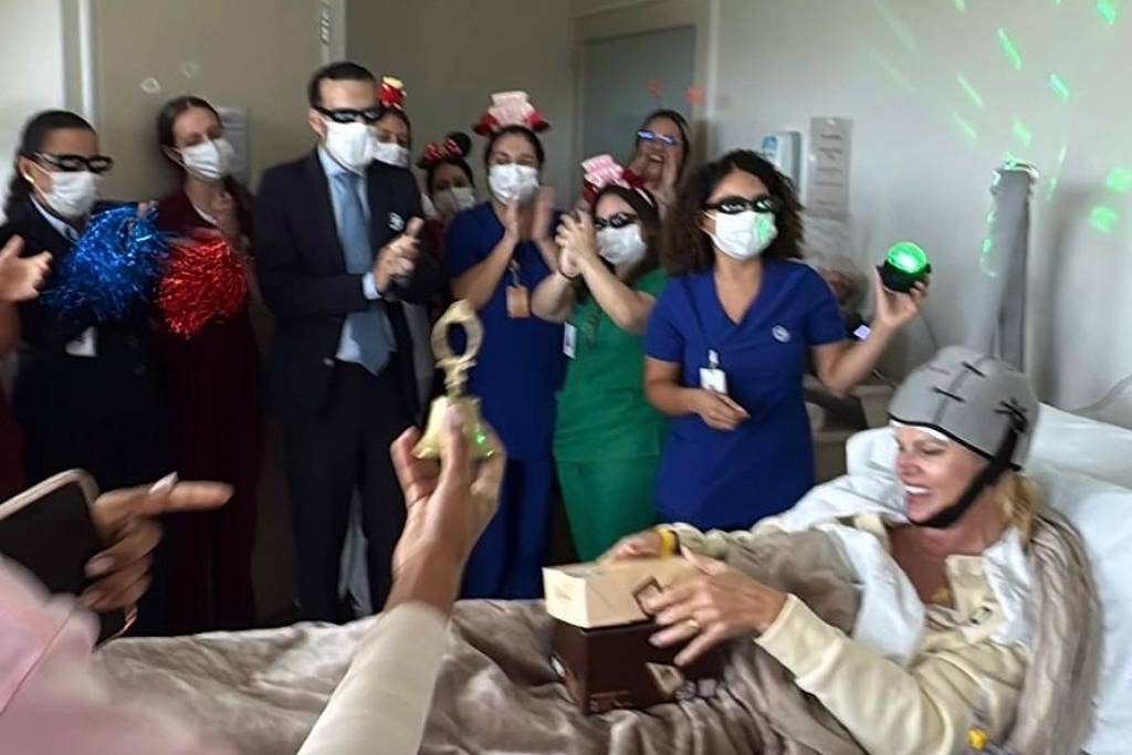 Val Marchiori faz última quimioterapia e celebra – 06/02/2026 – Celebridades