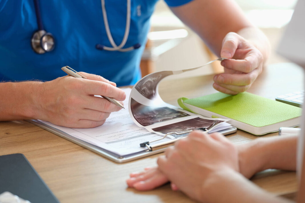 Prefeituras tentam limitar emissão de atestados médicos – 13/02/2026 – Equilíbrio e Saúde