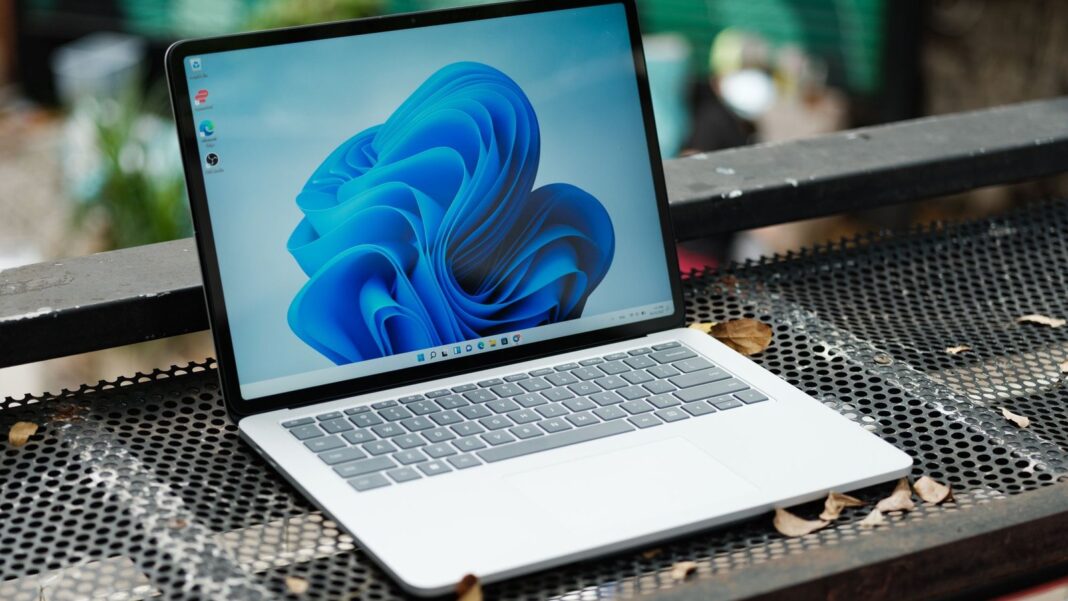 Windows 11 testa suporte para transmissão de áudio em dois fones simultaneamente