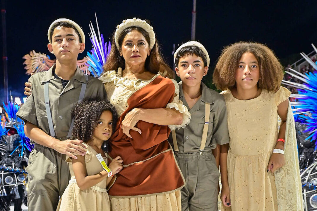 Dira Paes: ‘é uma surpresa representar Dona Lindu’ – 15/02/2026 – Carnaval