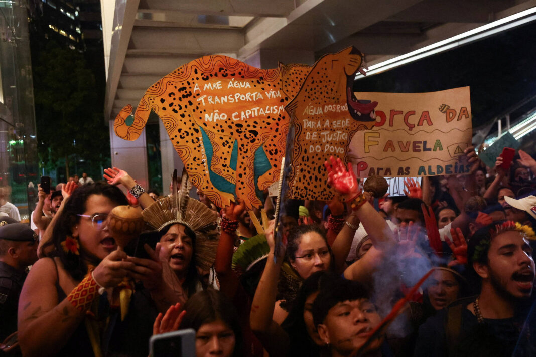 Sede da Cargill em SP é alvo de protesto contra hidrovias – 20/02/2026 – Ambiente