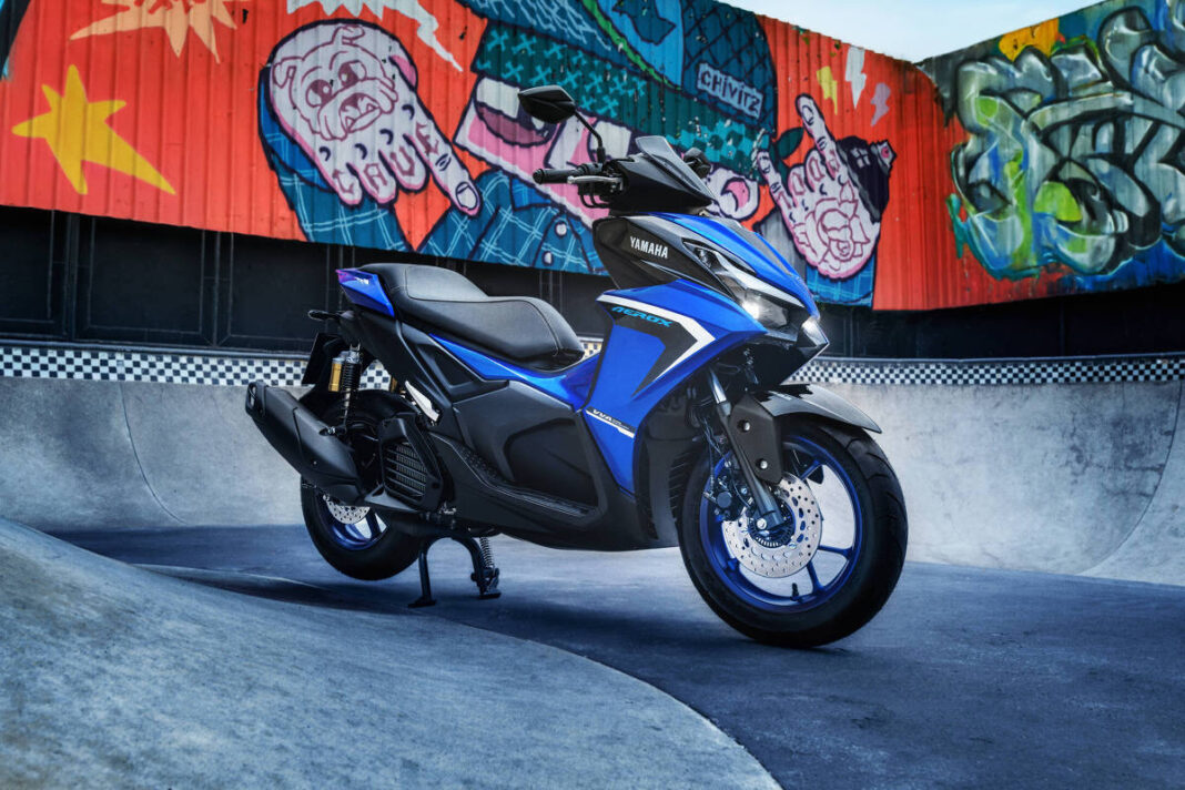 Inspirado nas motos esportivas da Yamaha, scooter Aerox encara reinado da Honda; veja vídeo – 23/02/2026 – Economia