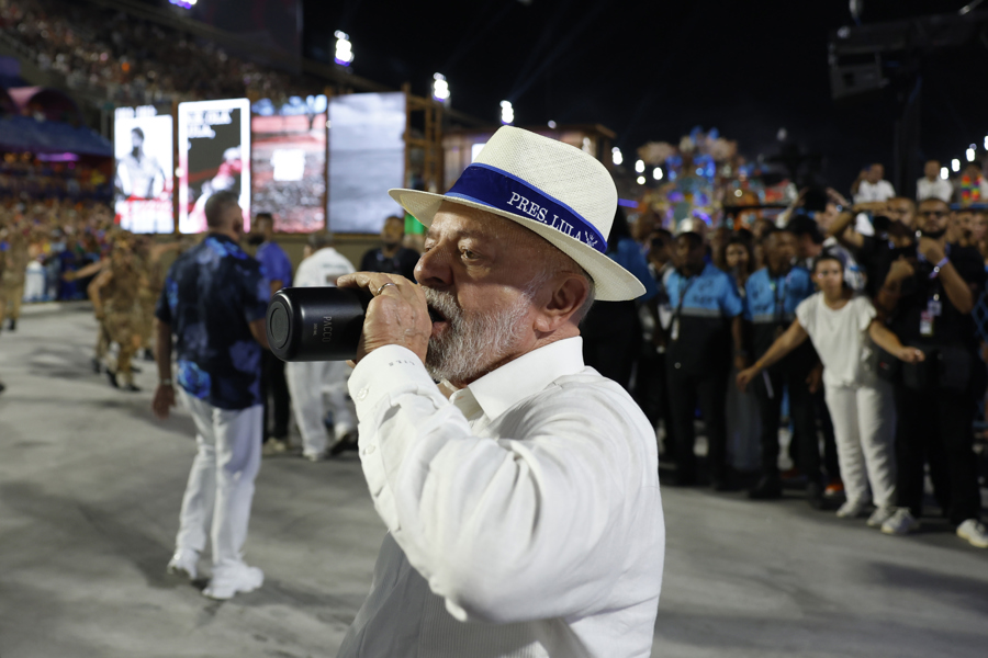 deboche do TSE e obsessão com Bolsonaro