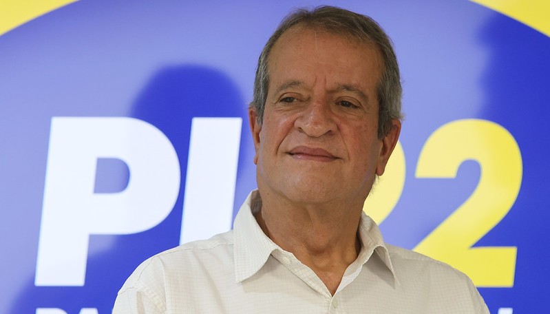 Valdemar nega racha no PL após críticas de Eduardo a Michelle e Nikolas