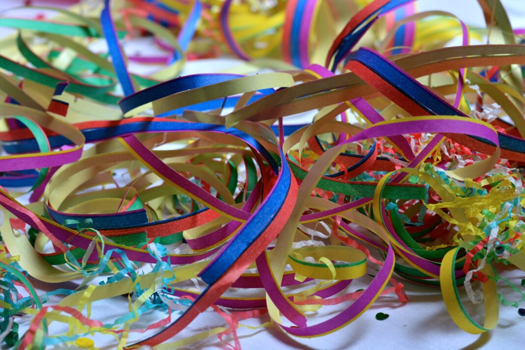 Sambando na cara do reinado