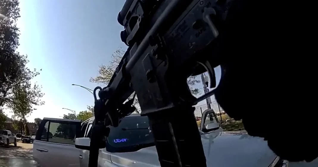 Vídeo: Agente da fronteira dispara cinco vezes contra mulher nos EUA