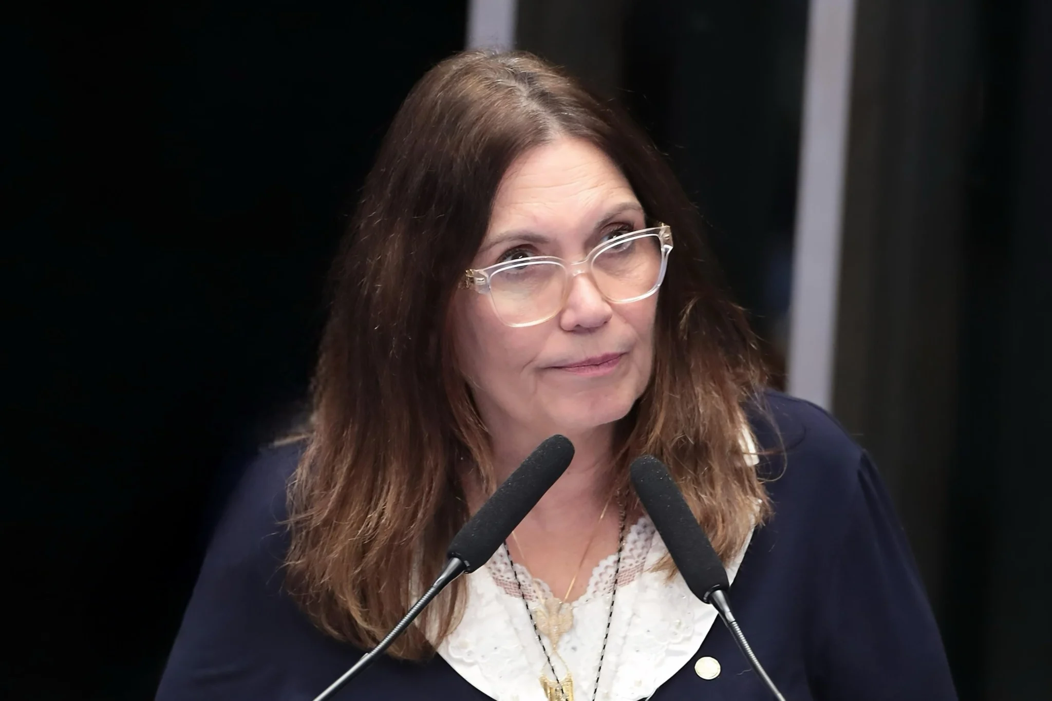 Justiça nega remoção de publicações de Bia Kicis associando PT ao narcotráfico