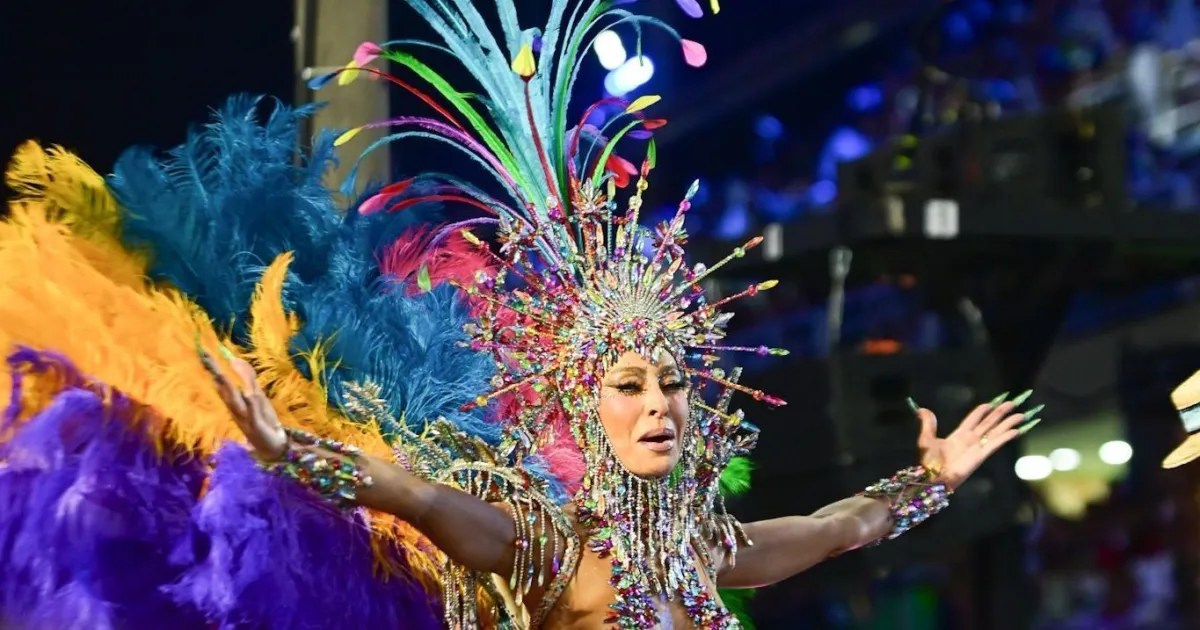 Sabrina Sato chora e não chega a tempo à Gaviões no Desfile das Campeãs