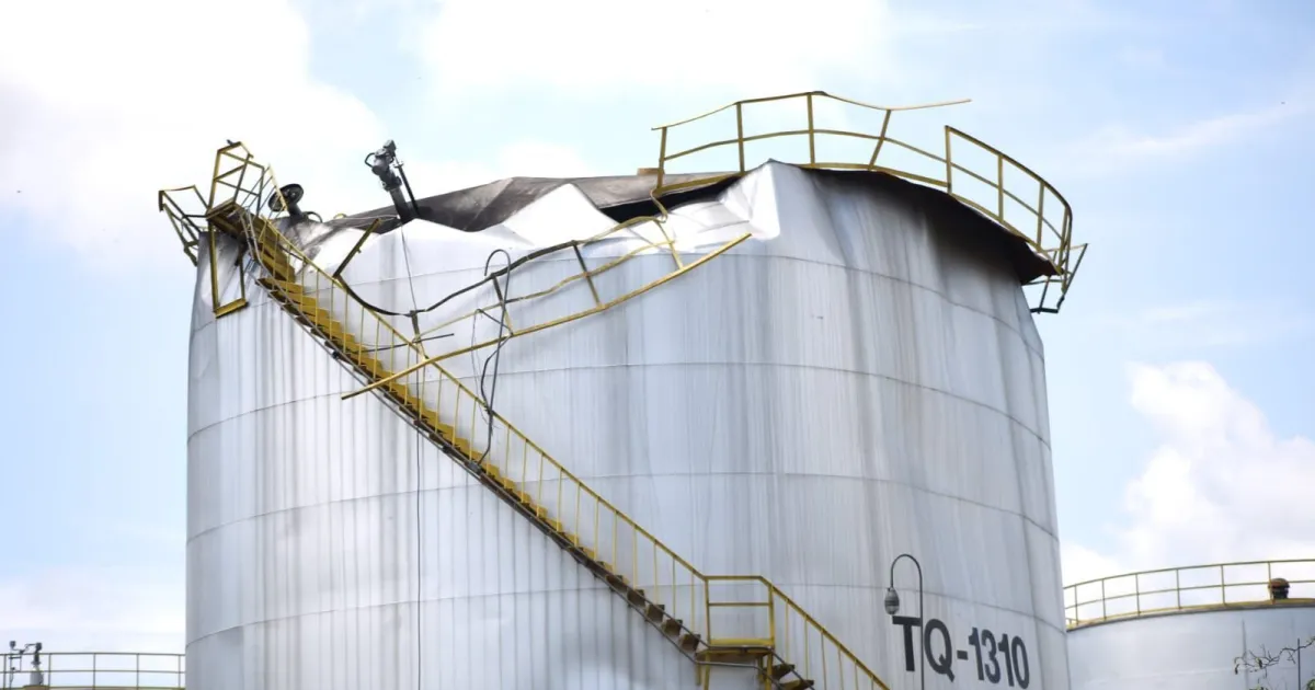 Moradores são evacuados após explosão em Volta Redonda (RJ)