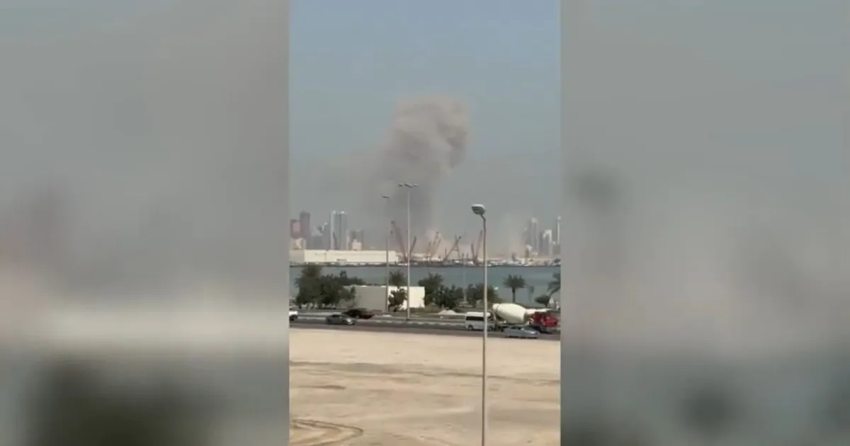 Uma pessoa morre nos Emirados Árabes Unidos após ataques iranianos