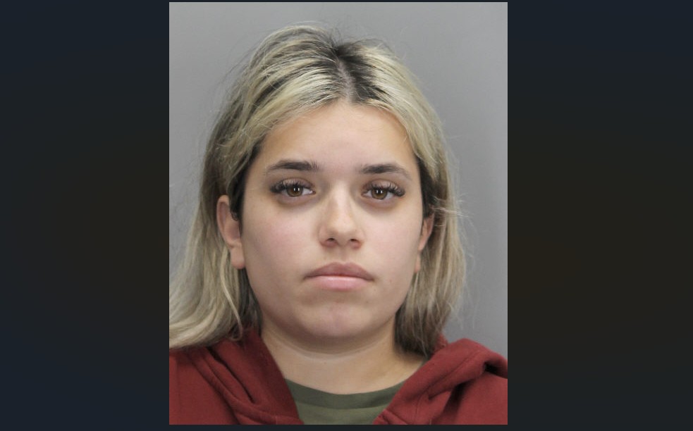 Brasileira pega 10 anos nos EUA por plano de assassinato