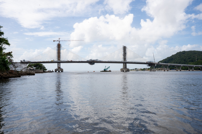 Último estai da Ponte de Guaratuba deve ser instalado na virada do mês