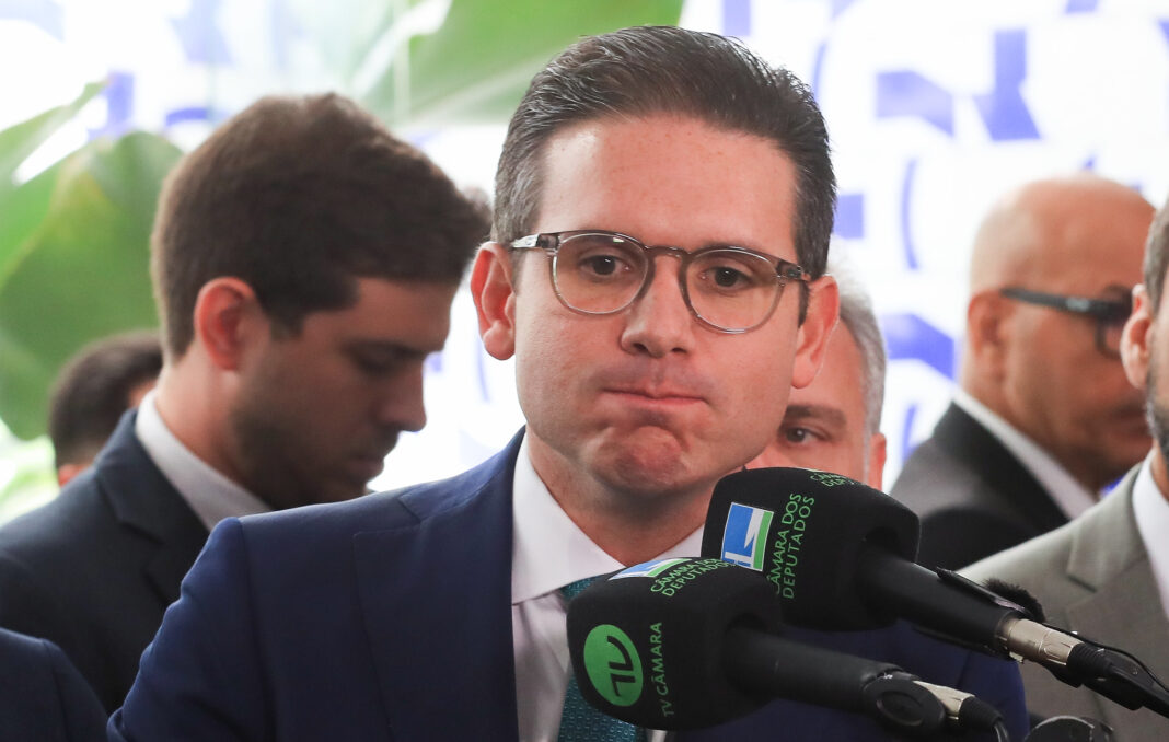 Câmara troca líderes para pacificar ano eleitoral de 2026