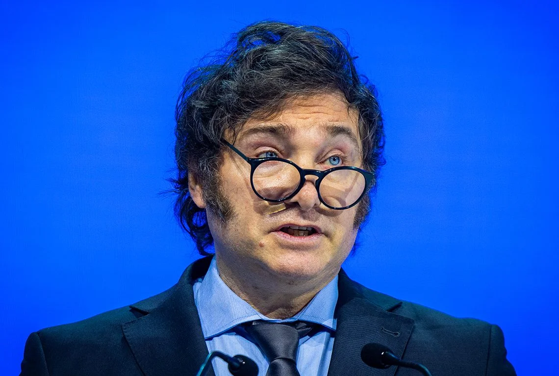 Reforma trabalhista de Milei é aprovada no Senado argentino após debate de mais de 14 horas