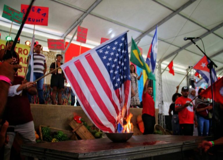 MST sai em defesa do Irã após ataques dos EUA e de Israel