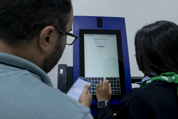 Unidades do Poupatempo Paraná atendem o dia todo na quarta-feira de cinzas