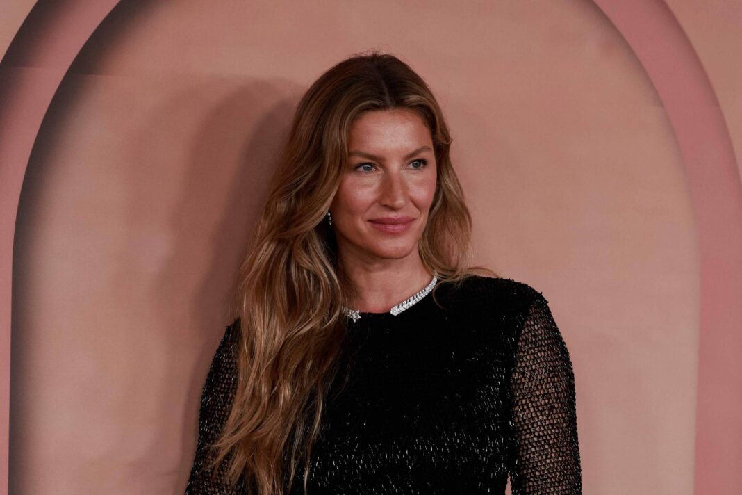 Gisele Bündchen mostra rotina de exercícios – 02/03/2026 – Celebridades