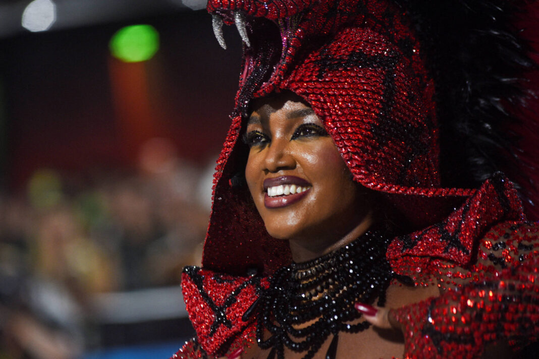 Iza deixa posto de rainha de bateria – 30/03/2026 – Celebridades