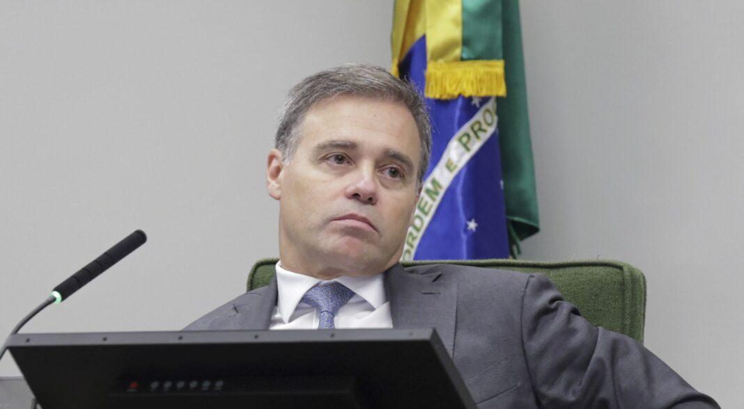 PF diz que CPMI reintroduziu dados após proibição de Mendonça