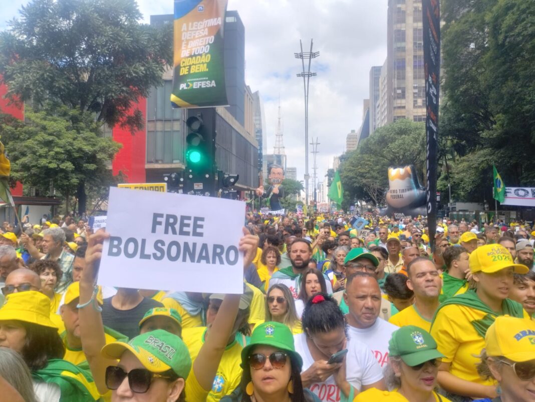 Manifestações do “Acorda, Brasil” reúnem multidões em 3 capitais