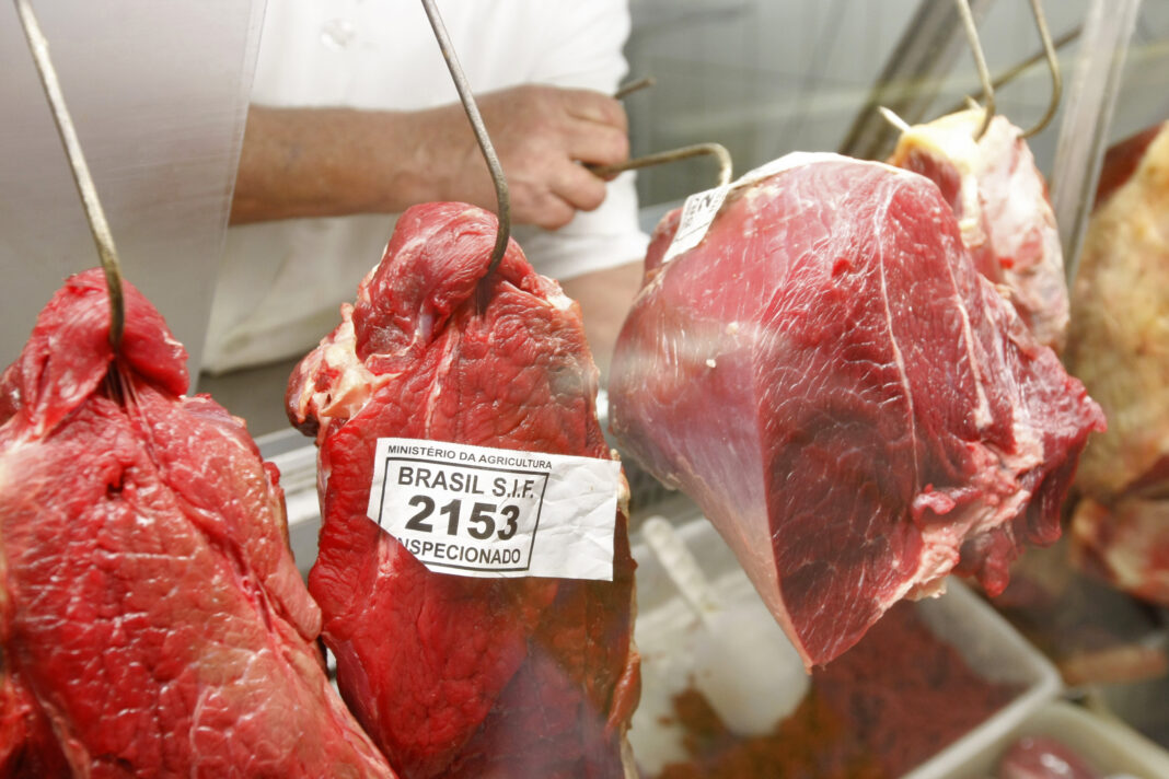 Guerra no Irã ameaça exportações brasileiras de carne halal