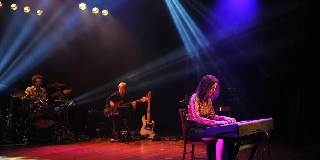 Apenas 10% dos direitos autorais no setor musical vão para mulheres