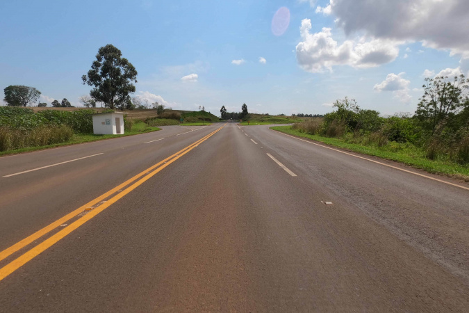 Restauração de rodovia entre Mauá da Serra e Lidianópolis reúne dez interessados