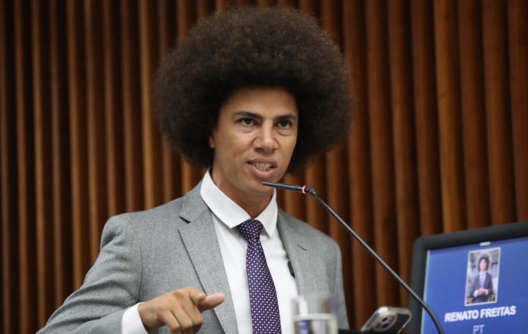 Deputado do PT virá réu por calúnia e difamação no Paraná