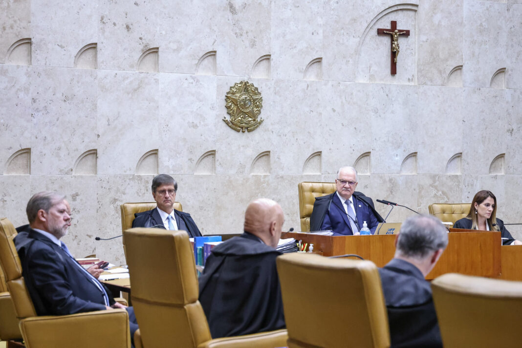 STF tem 5 votos para manter restrições à compra de terras por estrangeiros