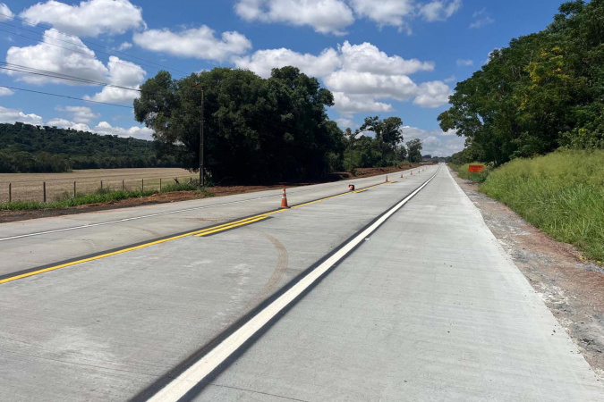 Restauração da PR-151 entre Ponta Grossa e Palmeira tem os primeiros quilômetros prontos