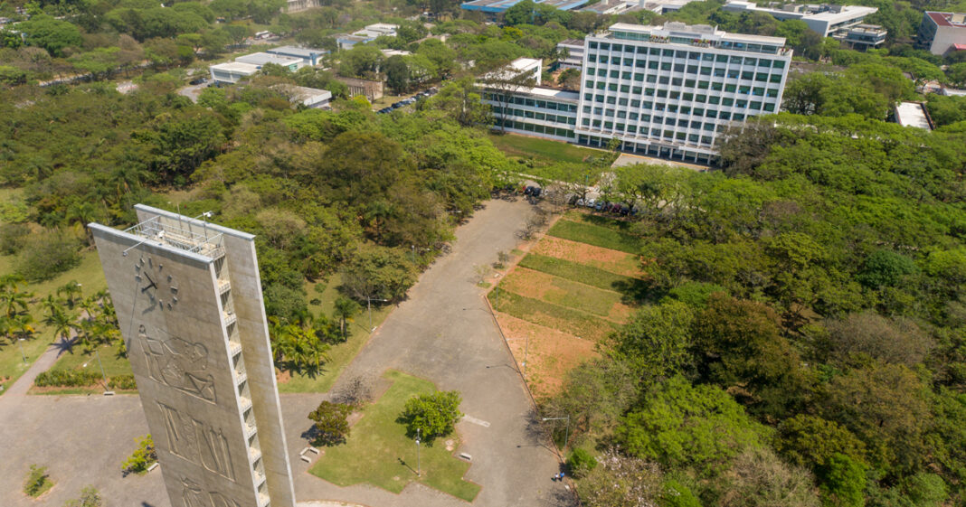 Estudantes da USP aprovam “estado de greve”